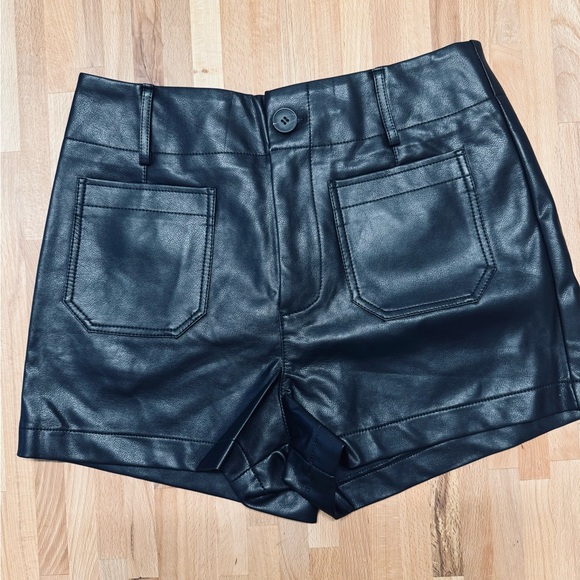 NWT! Maeve “Colette” Faux Leather Shorts - Picture 1 of 4